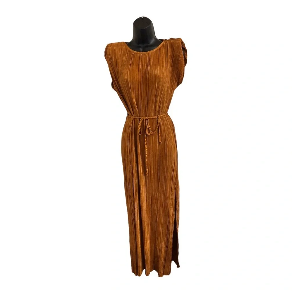 Sincerely Jules gold mustard brown pleated plisse shoulder pads dress size small